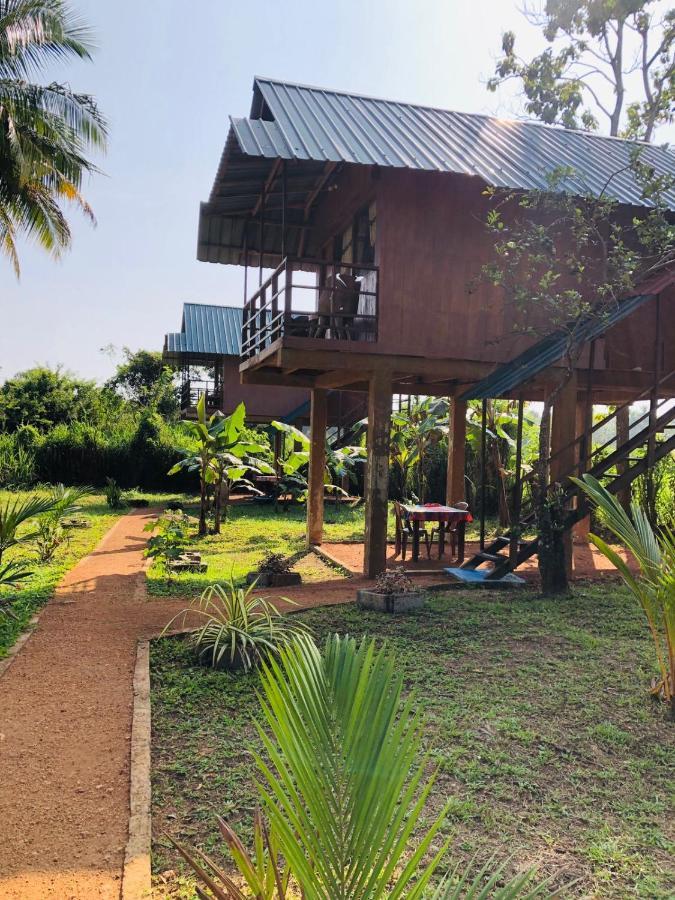 Sigiriya Paddy Field Hut Villa Exterior photo