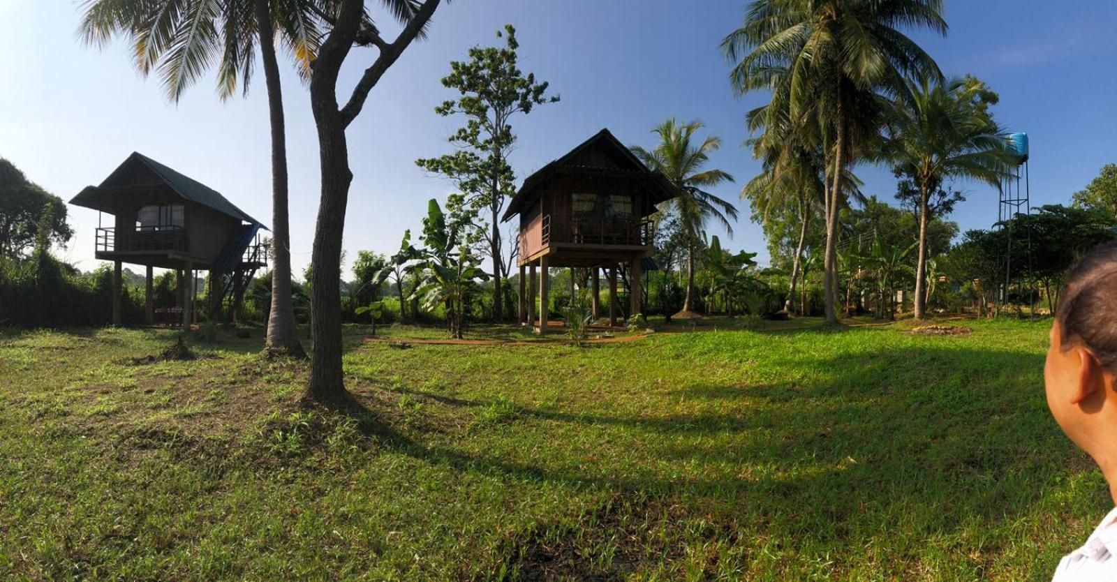 Sigiriya Paddy Field Hut Villa Room photo